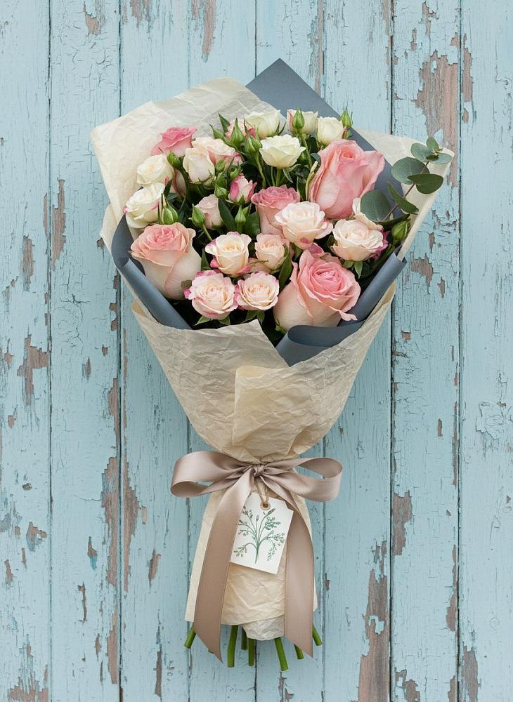 Букет цветов из: Розы в Калининской Краснодарского края