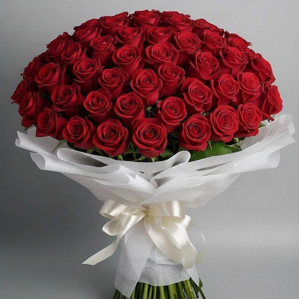 Букет 101 Красная роза Блэк Мэджик в Калининской Краснодарского края