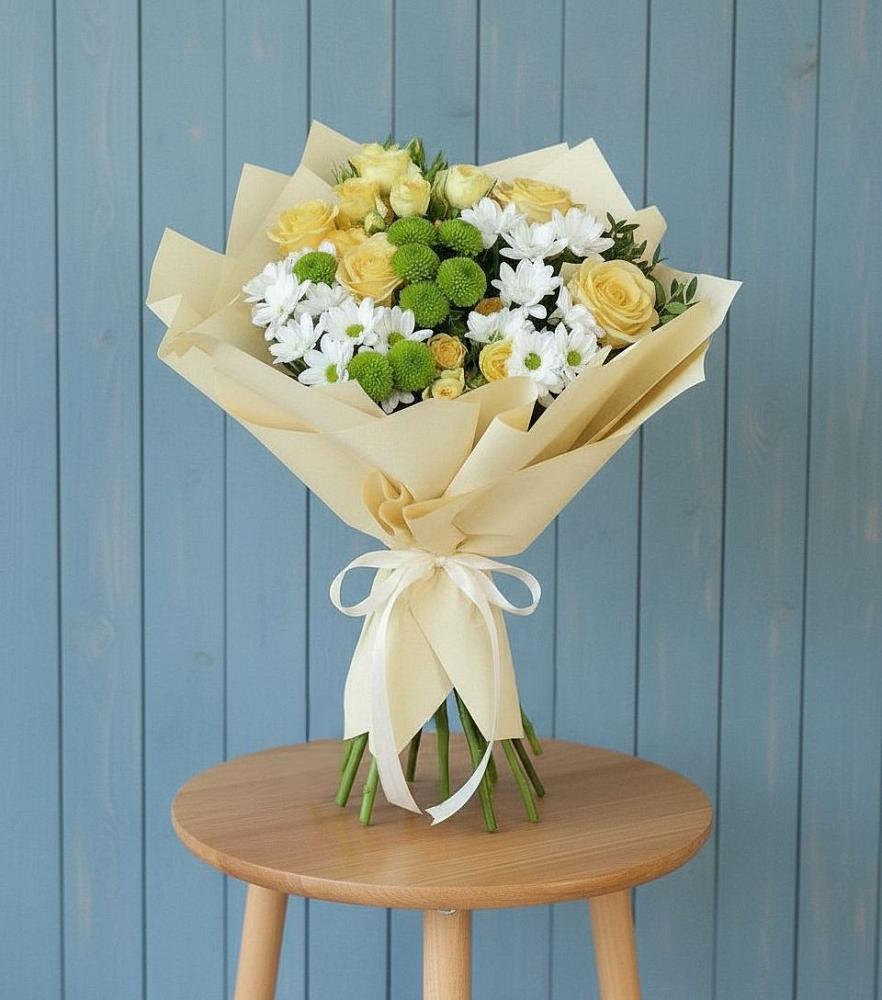 Букет цветов из: Хризантемы и Розы в Калининской Краснодарского края