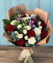 Букет цветов из:  Розы и Альстромерии в Калининской Краснодарского края