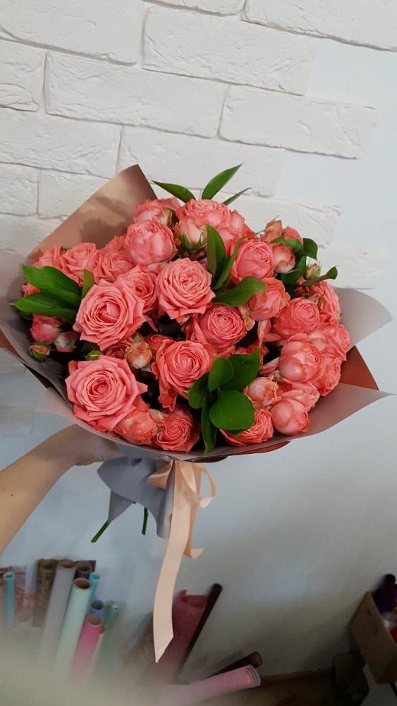 Букет цветов из: Розы в Калининской Краснодарского края