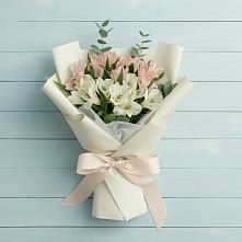 Букет цветов из:  Альстромерии в Калининской Краснодарского края