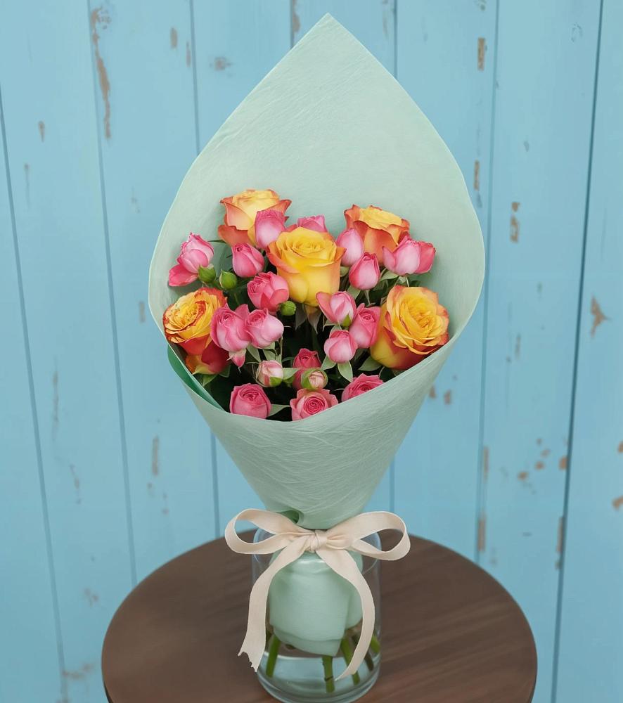 Букет цветов из: Розы в Калининской Краснодарского края