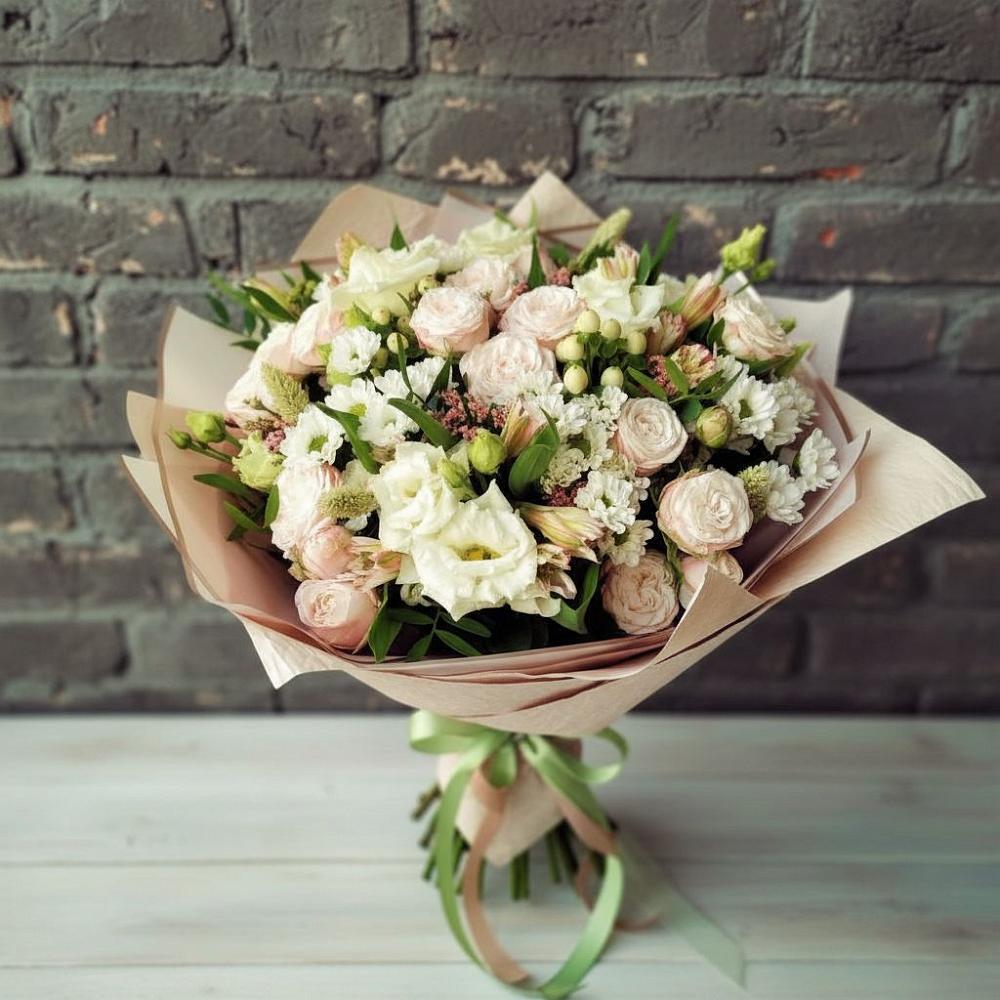 Букет цветов из: Альстромерии, Розы и Хризантемы в Калининской Краснодарского края