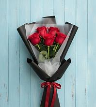 Букет цветов из:  Розы в Калининской Краснодарского края