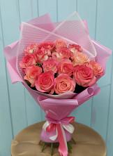 Букет 15 Розовых роз Равель в Калининской Краснодарского края