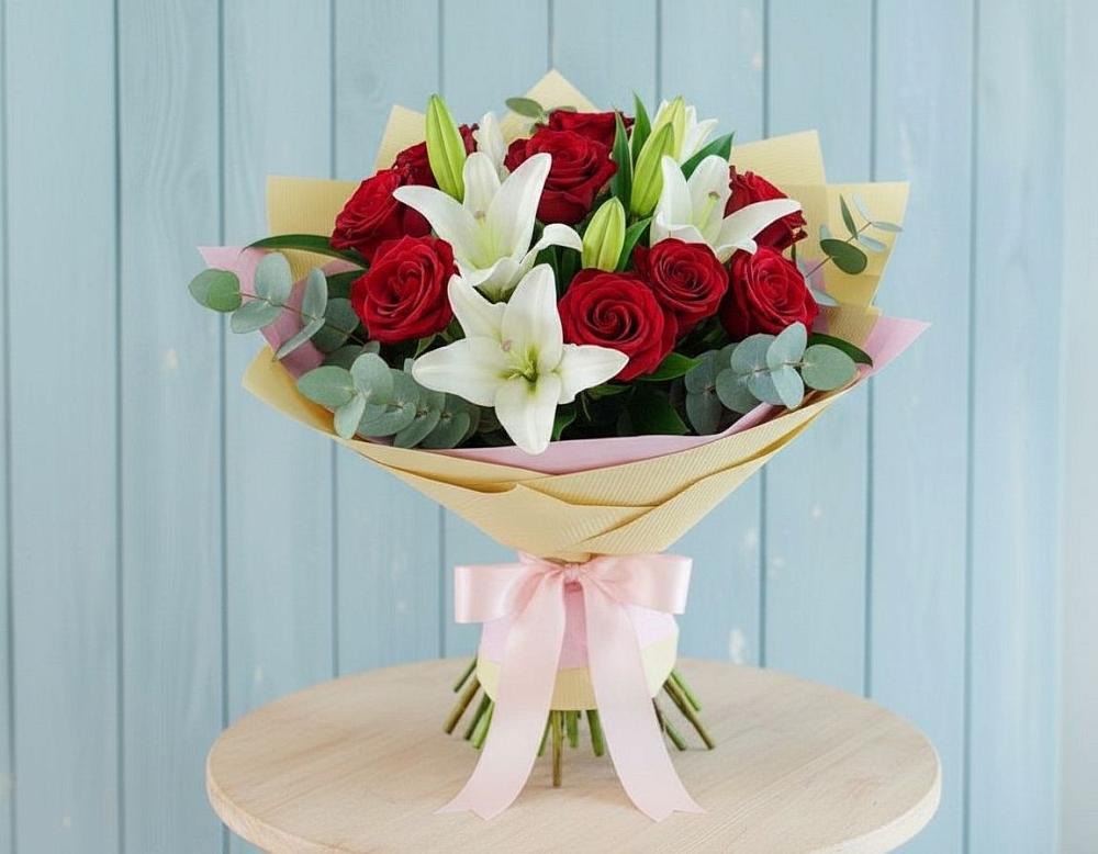 Букет цветов из: Лилии и Розы в Калининской Краснодарского края